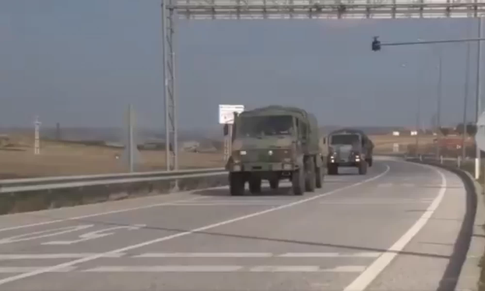 Προς κλιμάκωση - Στέλνει στρατιωτικές ενισχύσεις η Τουρκία στον Έβρο - Βίντεο